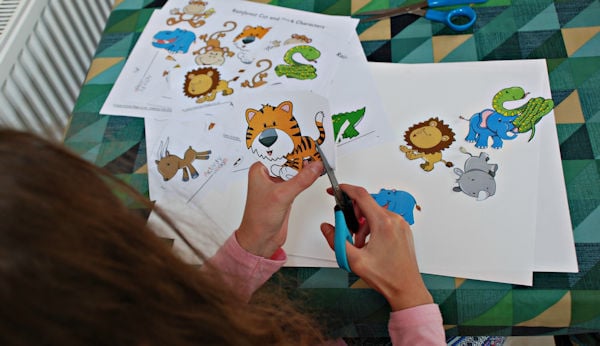 Cutting out zoo animals