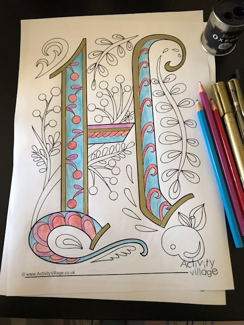 Illuminated letter H colouring page