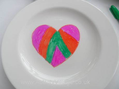 Marbled heart plate with sharpie picture drawn