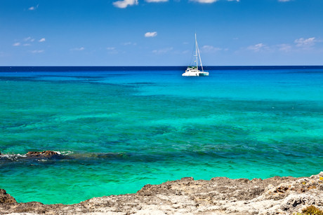 Sailing off Grand Cayman, Cayman Islands