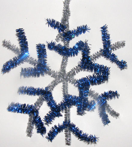 Pipecleaner snowflake