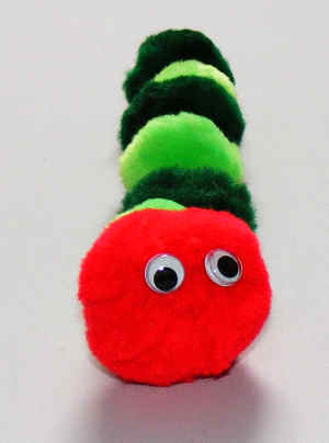 Pompom caterpillar craft for kids