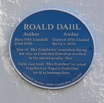 Blue plaque for Roald Dahl